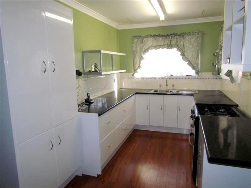 4 Nita Place, Riverton WA 6148