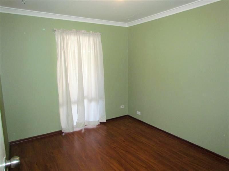 4 Nita Place, Riverton WA 6148