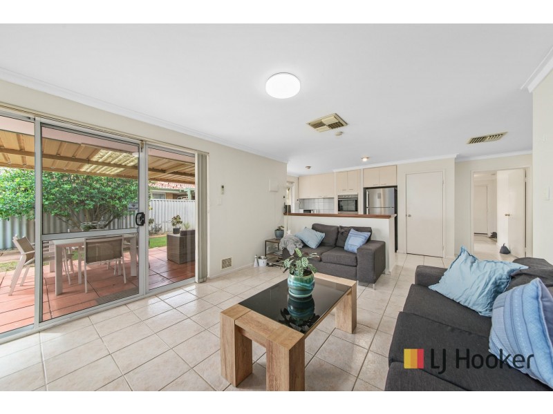 3/435B Riverton Drive East, Shelley WA 6148