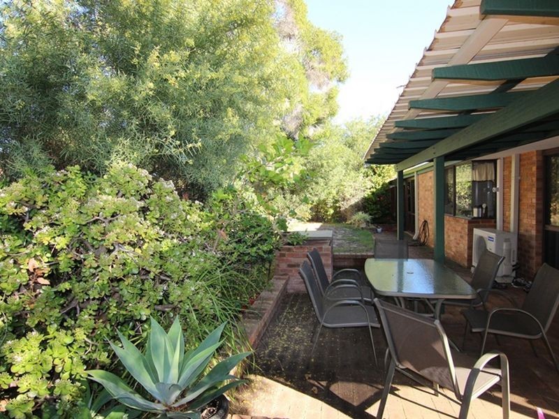 22 Connelly Way, Booragoon WA 6154