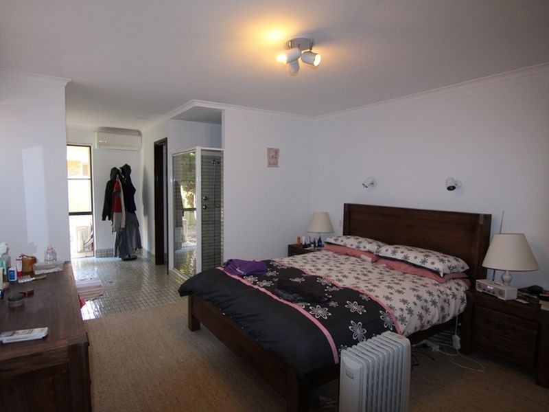 22 Connelly Way, Booragoon WA 6154