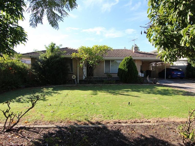 56 Parklands Square, Riverton WA 6148