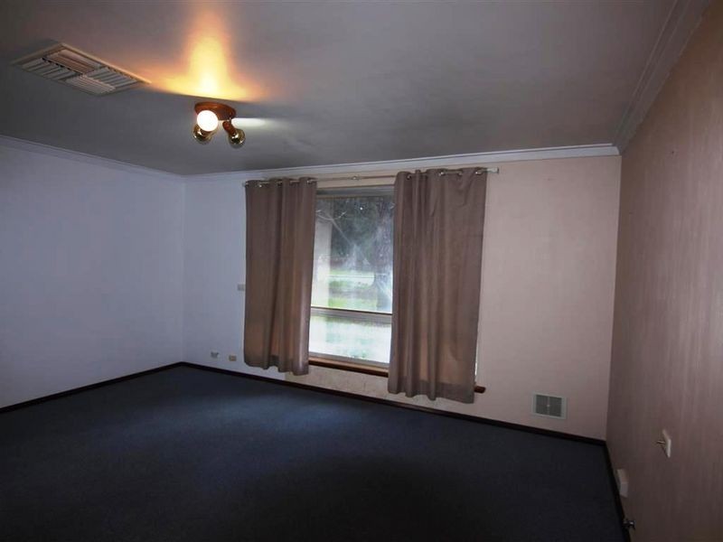 35 Freesia Way, Willetton WA 6155