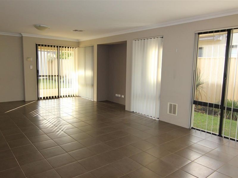5 Platypus Parkway, Beeliar WA 6164