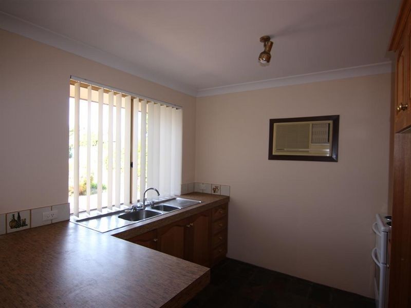 7 Carnac Close, Riverton WA 6148