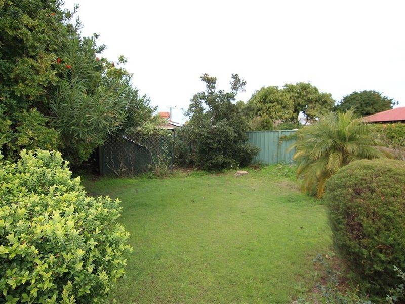7 Carnac Close, Riverton WA 6148