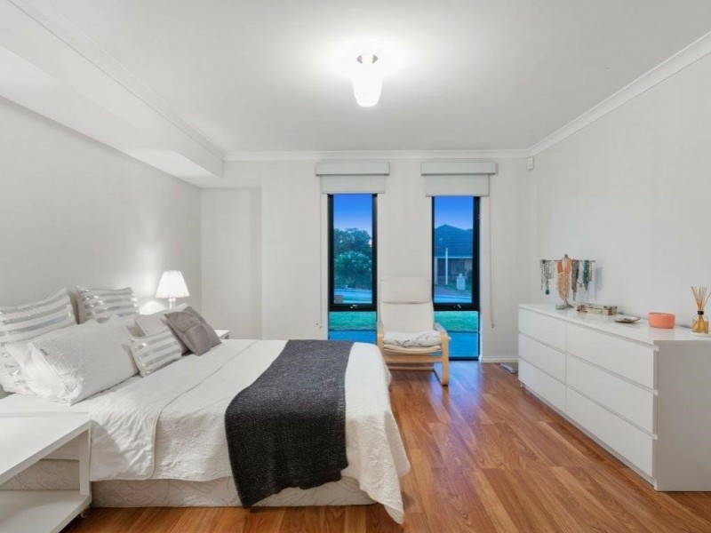 10 Camrose Lane, Darch WA 6065