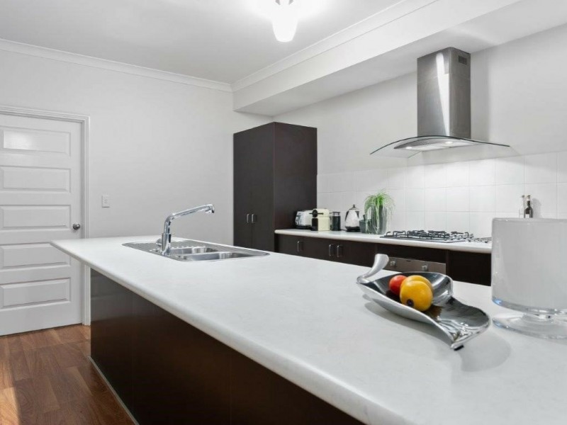 10 Camrose Lane, Darch WA 6065