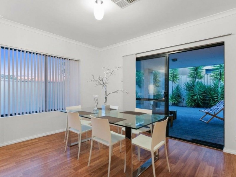 10 Camrose Lane, Darch WA 6065