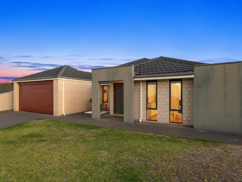 10 Camrose Lane, Darch WA 6065