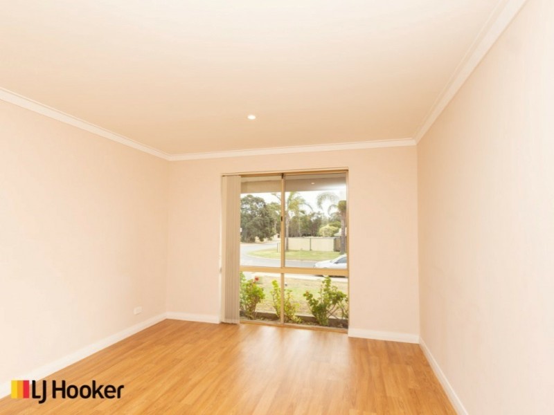 43 Whitlock Crescent, South Lake WA 6164