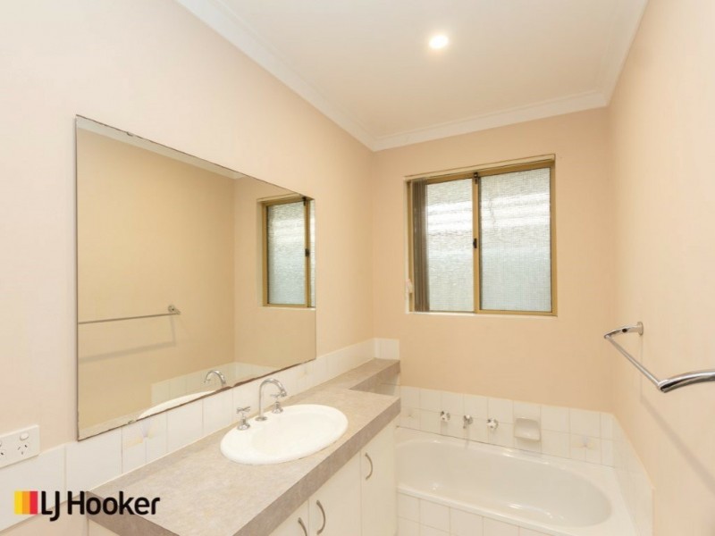 43 Whitlock Crescent, South Lake WA 6164