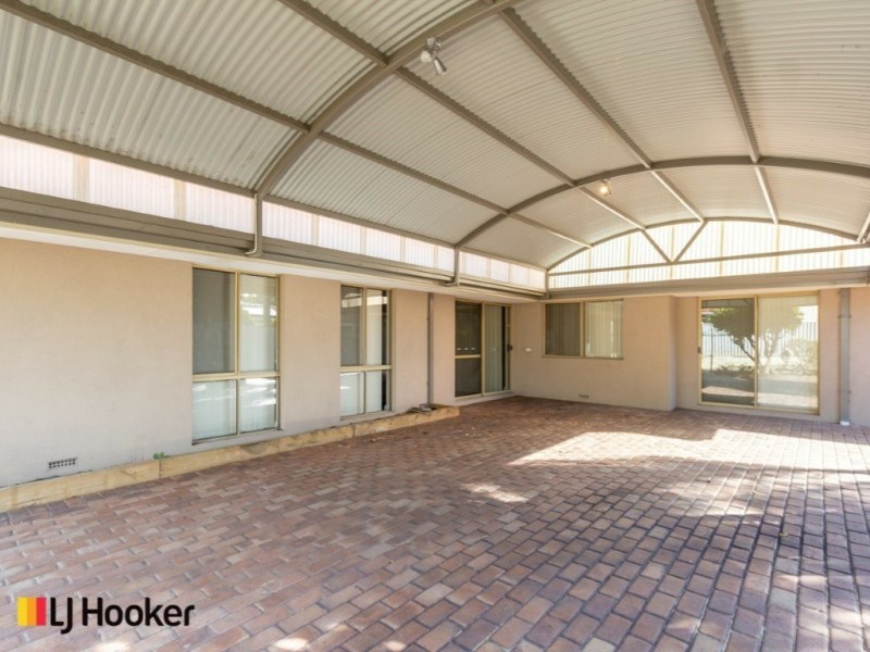 43 Whitlock Crescent, South Lake WA 6164