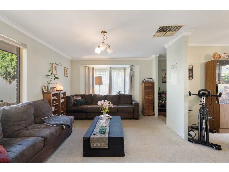 2/4 Kirn Close, Willetton WA 6155