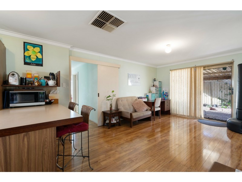 2/4 Kirn Close, Willetton WA 6155