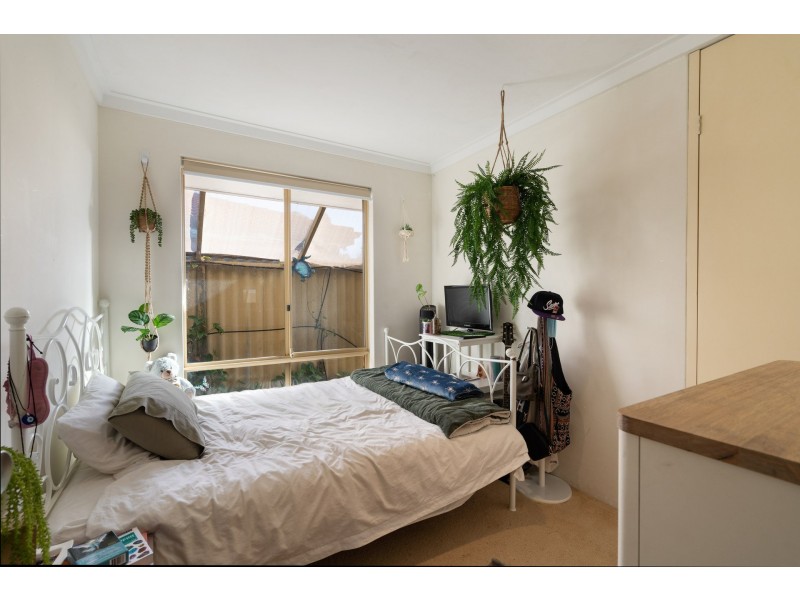 2/4 Kirn Close, Willetton WA 6155