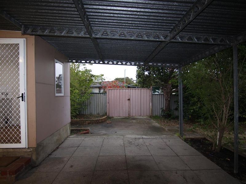 3 Rosekelly Road, Gosnells WA 6110