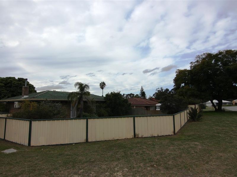 3 Rosekelly Road, Gosnells WA 6110
