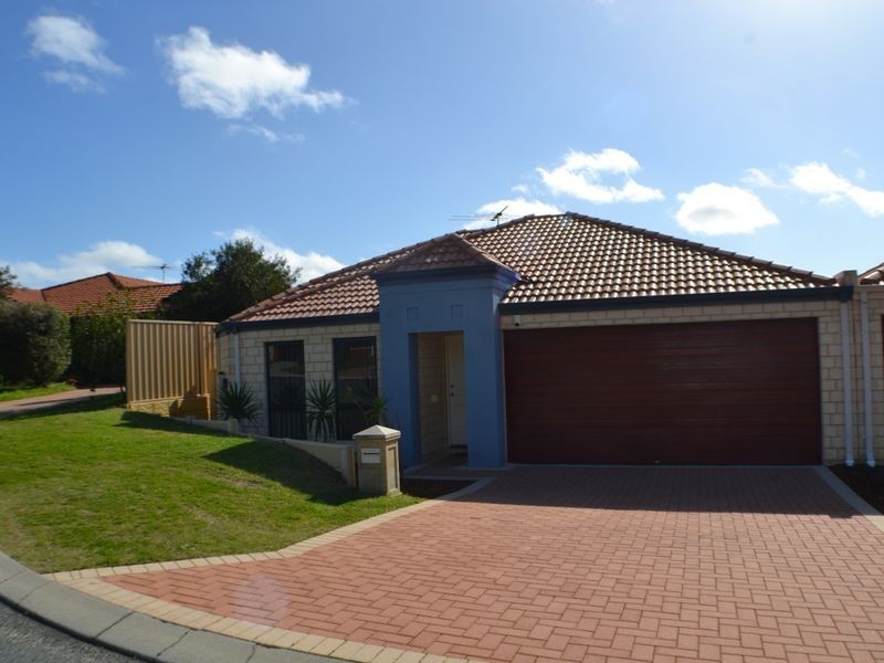 4 Penola Court, Clarkson WA 6030