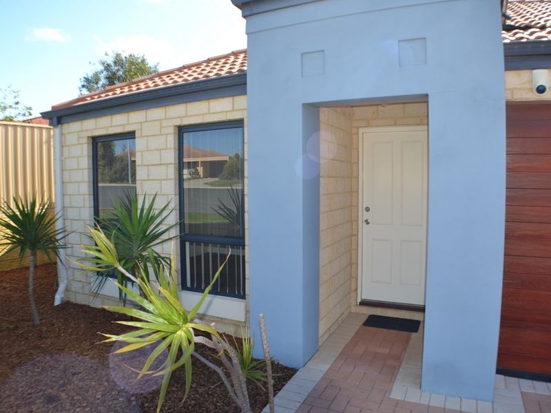 4 Penola Court, Clarkson WA 6030