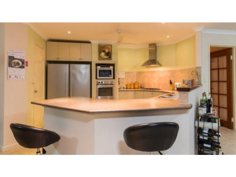 21 McKenzie Road, Samson WA 6163