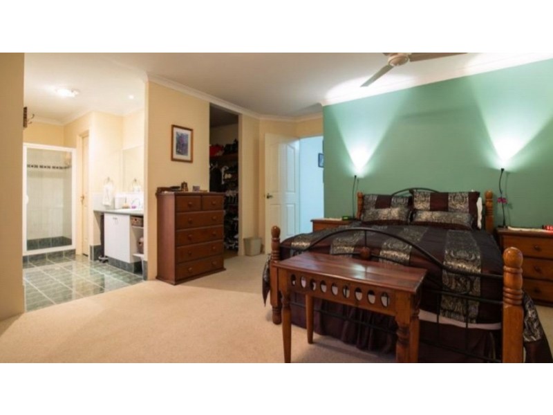 21 McKenzie Road, Samson WA 6163