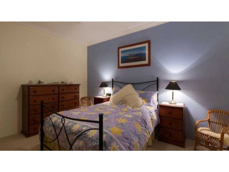 21 McKenzie Road, Samson WA 6163