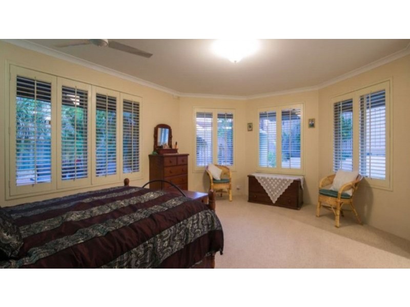 21 McKenzie Road, Samson WA 6163