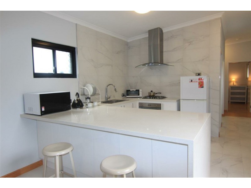 8 Westminster Court, Willetton WA 6155