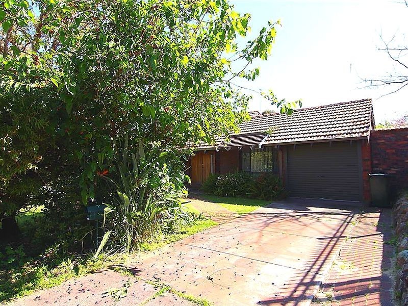 25 Stanbury Way, Booragoon WA 6154