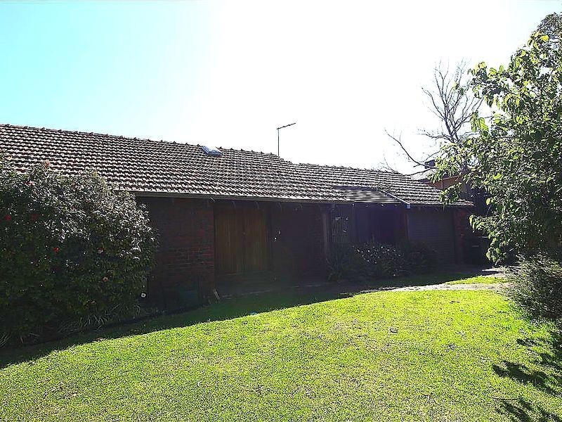 25 Stanbury Way, Booragoon WA 6154