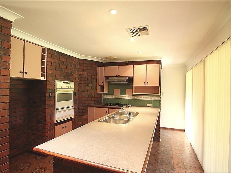 25 Stanbury Way, Booragoon WA 6154