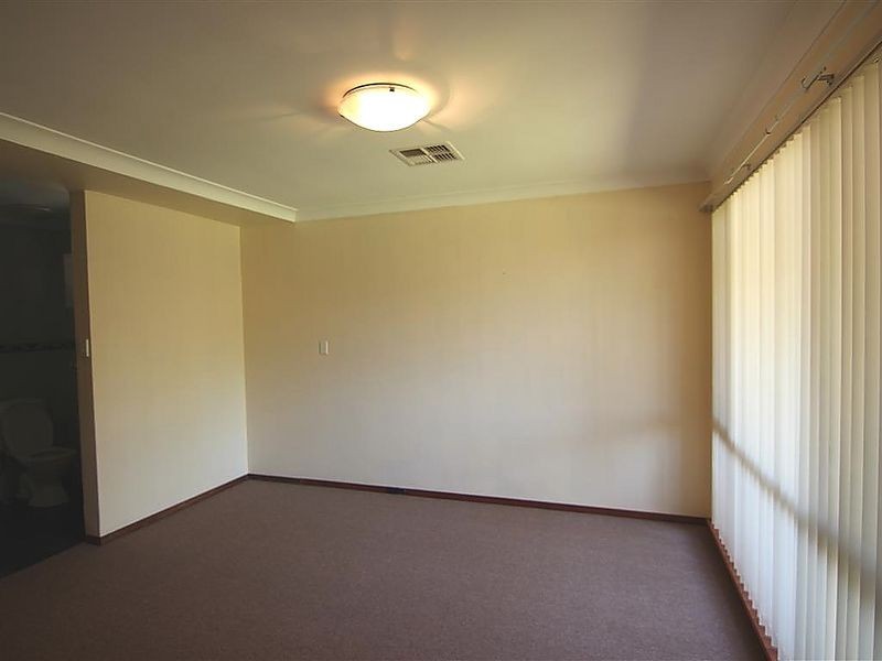 25 Stanbury Way, Booragoon WA 6154