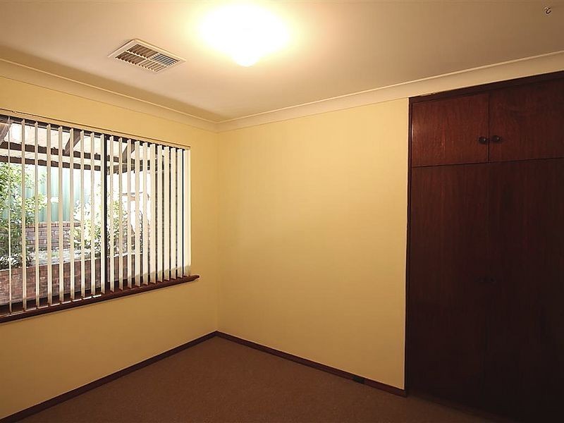 25 Stanbury Way, Booragoon WA 6154