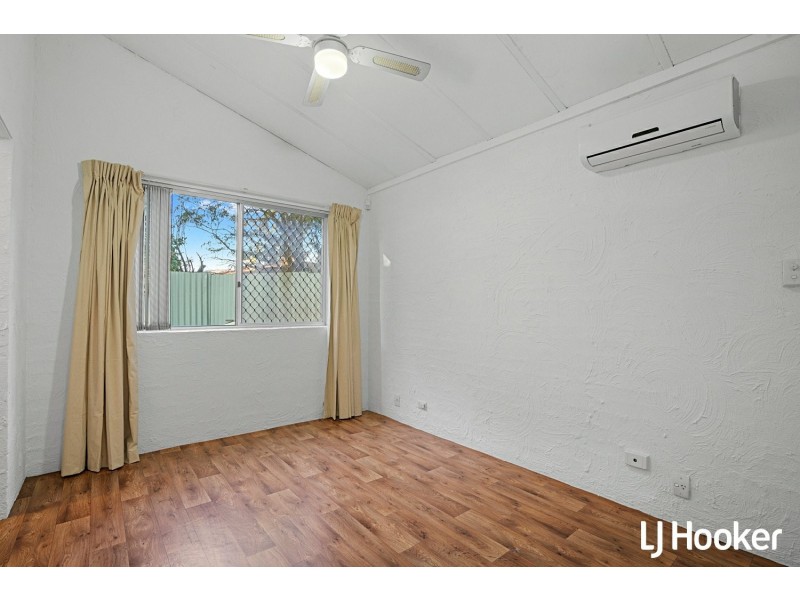 42 Collins Road, Willetton WA 6155