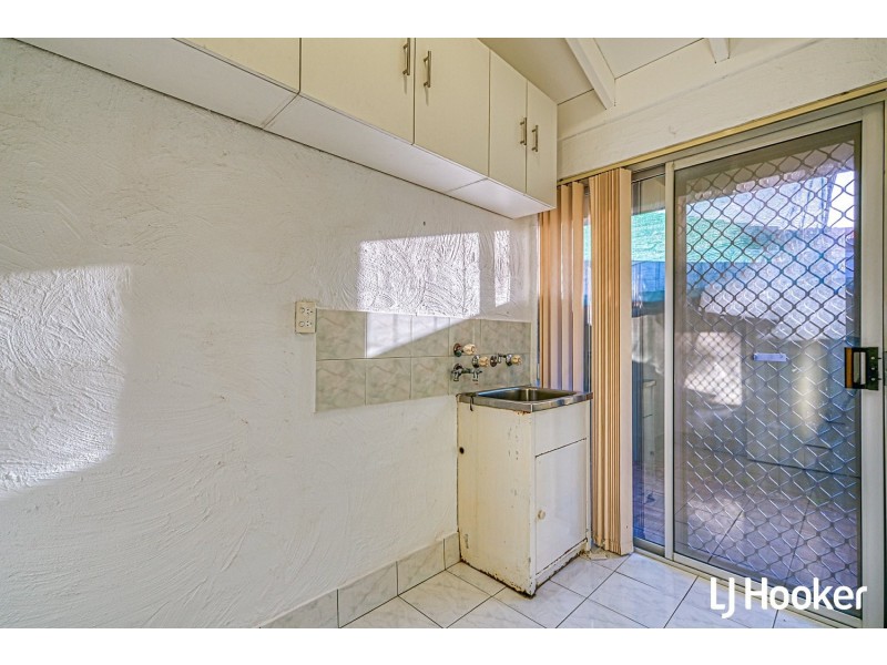 42 Collins Road, Willetton WA 6155