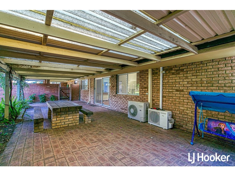 42 Collins Road, Willetton WA 6155