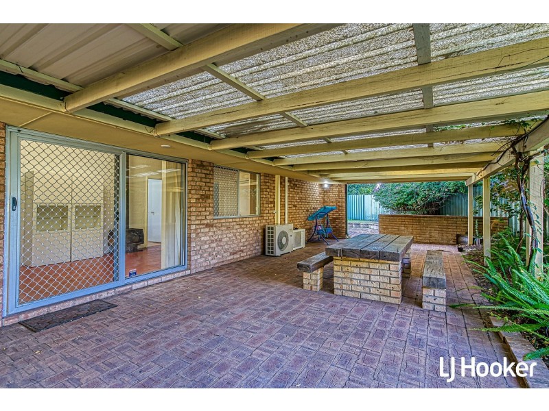 42 Collins Road, Willetton WA 6155