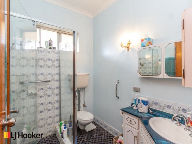 36 Mclean Street, Melville WA 6156