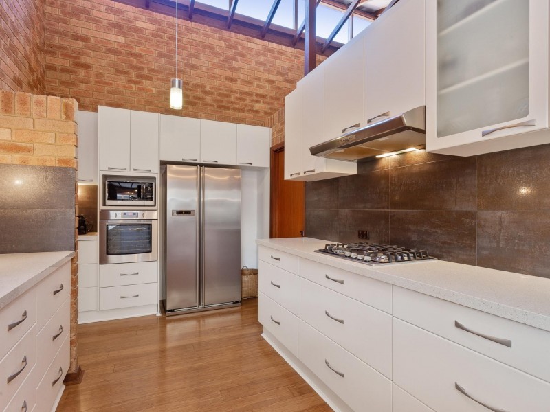 18 Rana Court, Willetton WA 6155