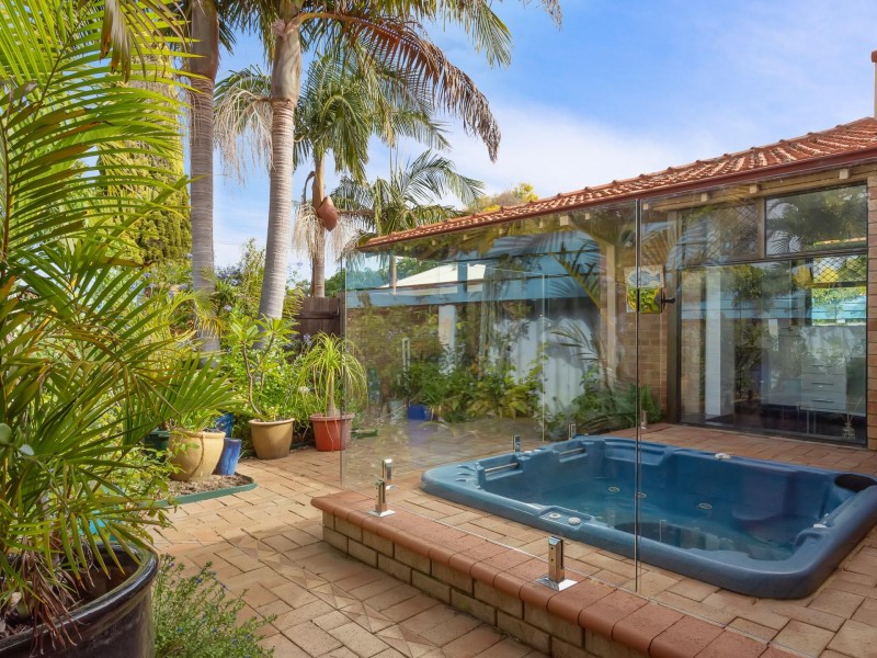 18 Rana Court, Willetton WA 6155