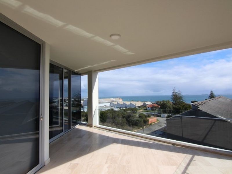 23/9 McCabe Street, North Fremantle WA 6159