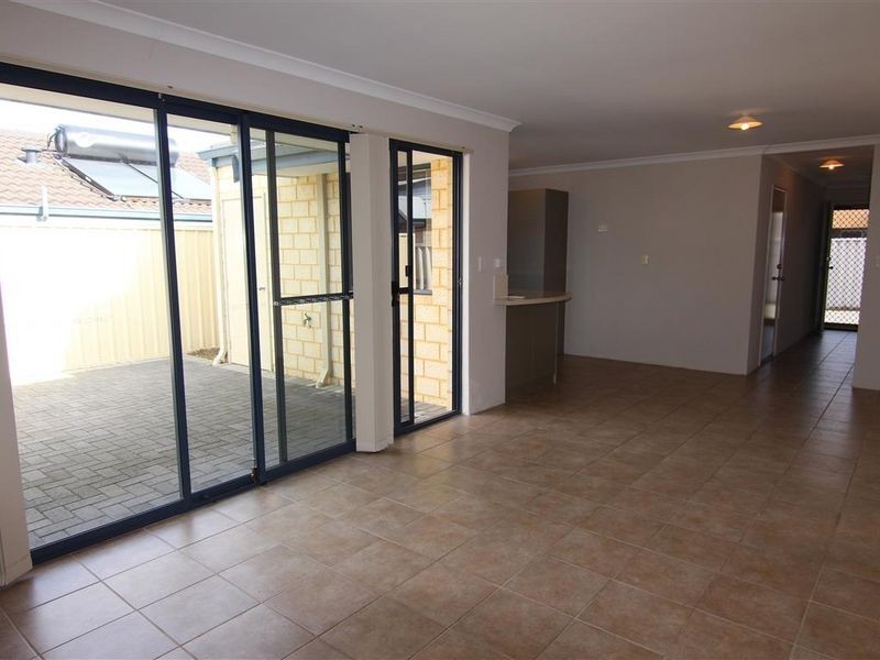 3/24 Windemere Crescent, Nollamara WA 6061