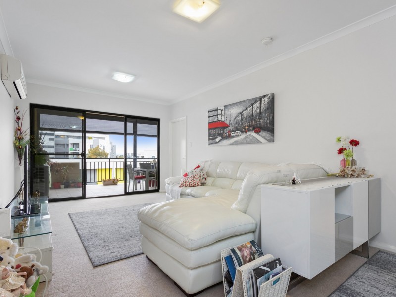 55/9 Linkage Ave, Cockburn Central WA 6164