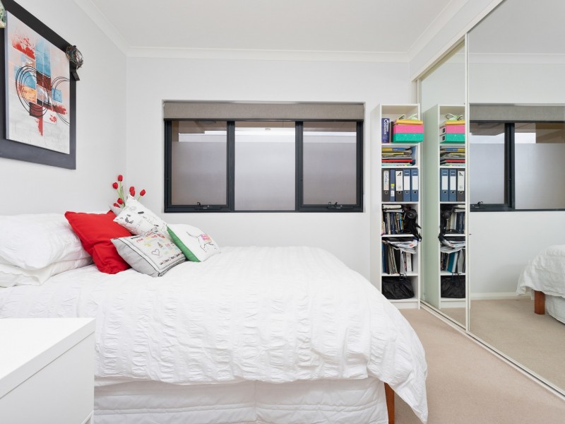 55/9 Linkage Ave, Cockburn Central WA 6164