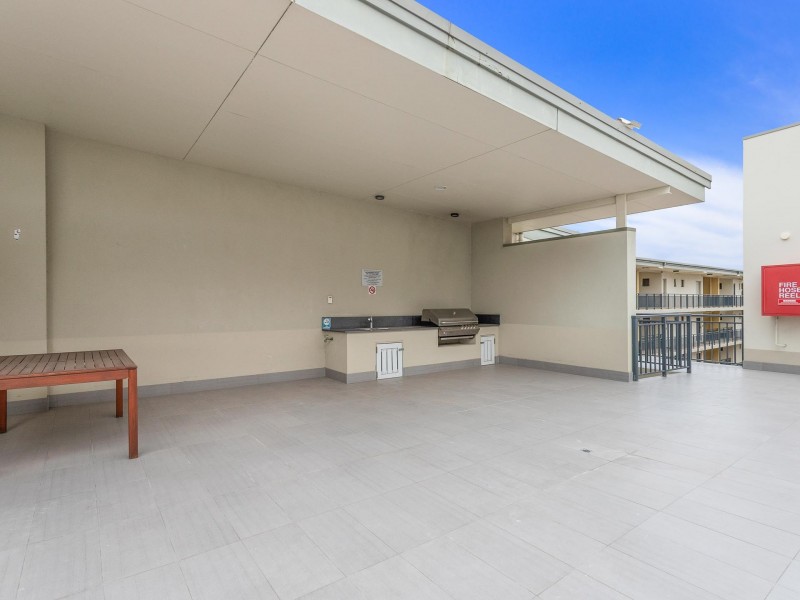 55/9 Linkage Ave, Cockburn Central WA 6164