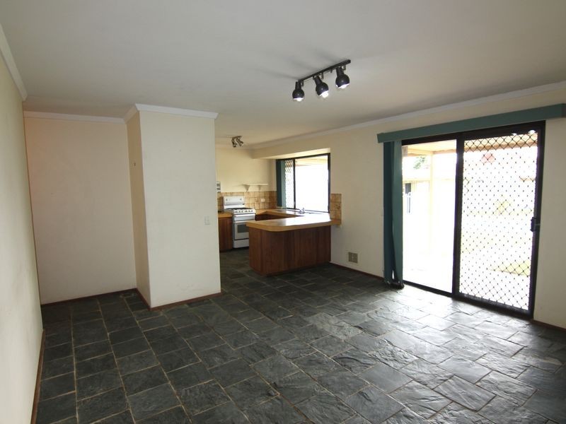 14 Drysdale Street, Shelley WA 6148