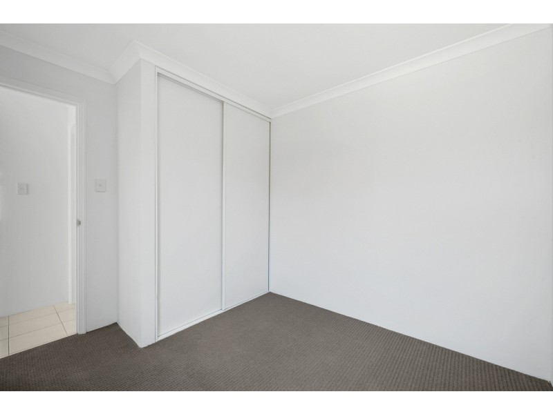 4/54 Sixth Road, Armadale WA 6112