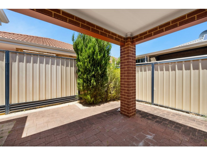 4/54 Sixth Road, Armadale WA 6112