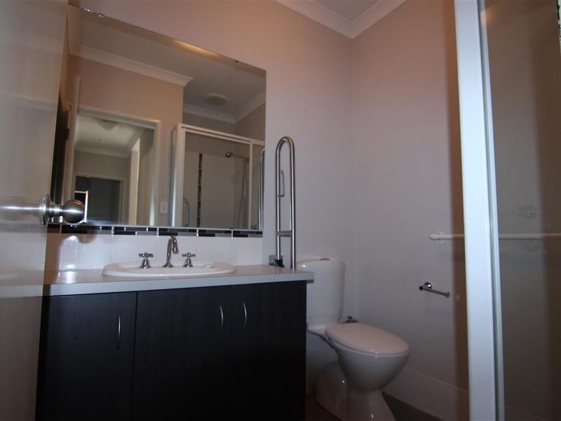 6B Messenger Street, Kelmscott WA 6111